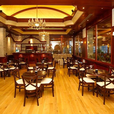 Vlorë Hotel Vd Roleks מראה חיצוני תמונה
