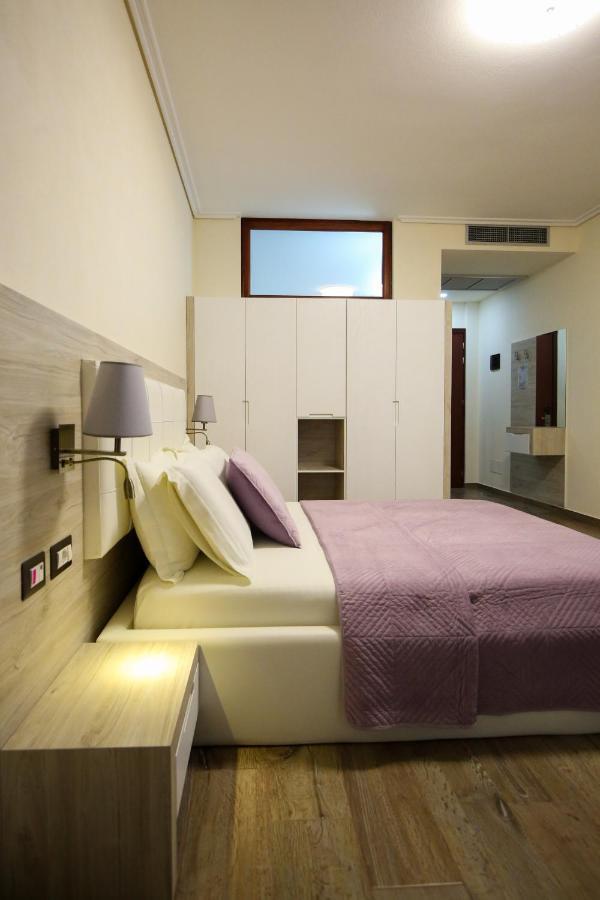 Vlorë Hotel Vd Roleks חדר תמונה