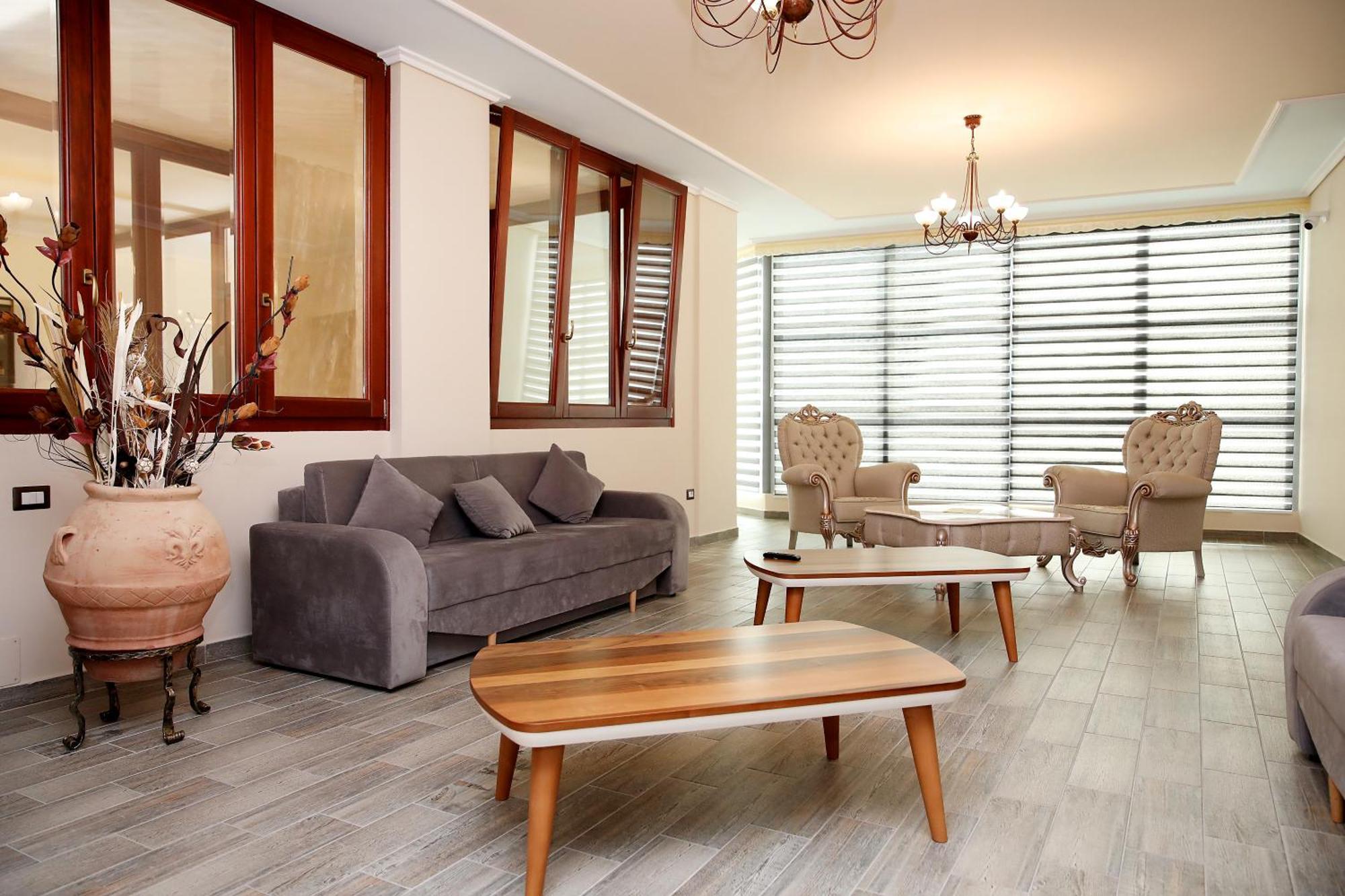 Vlorë Hotel Vd Roleks מראה חיצוני תמונה