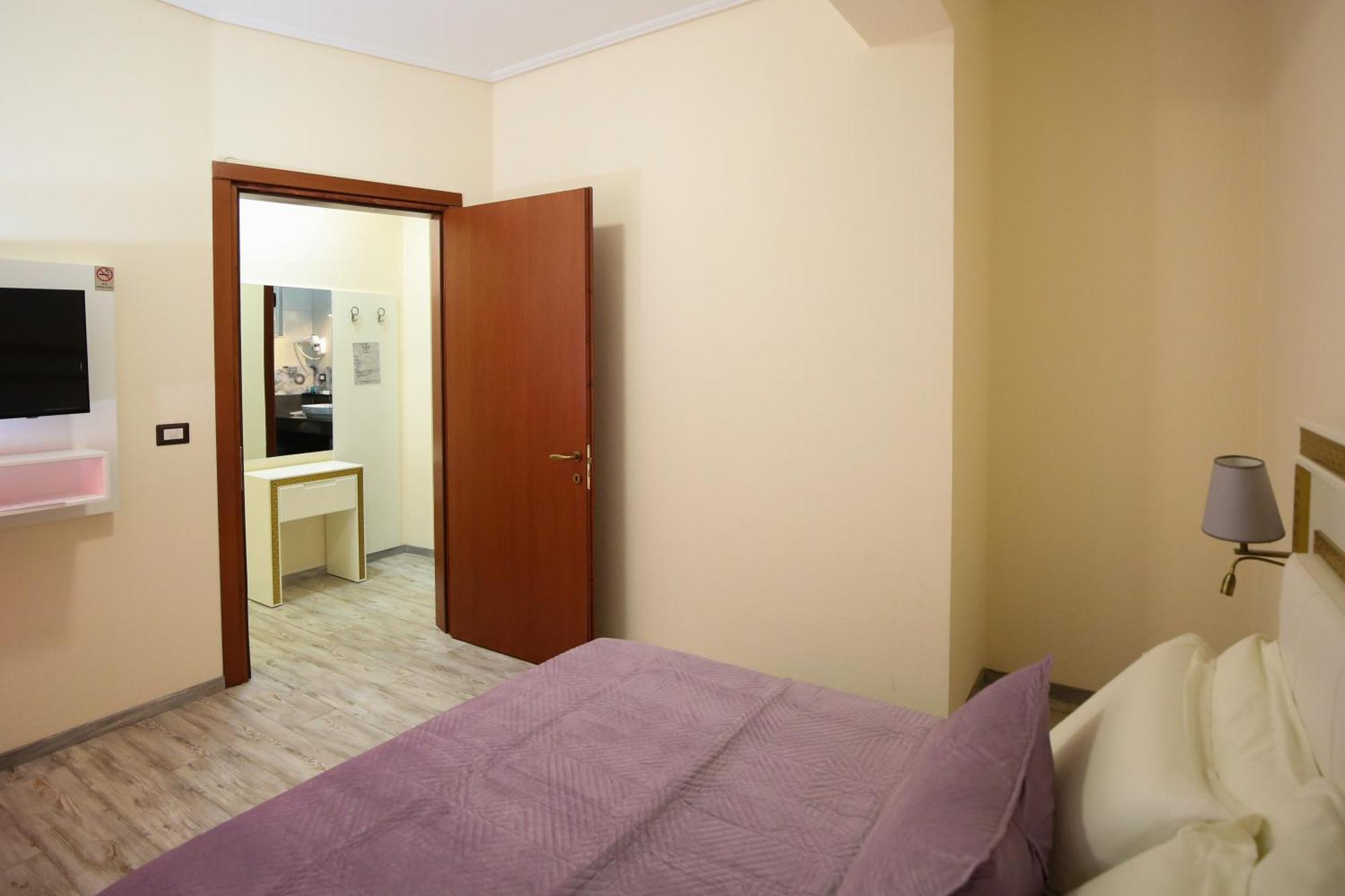 Vlorë Hotel Vd Roleks חדר תמונה