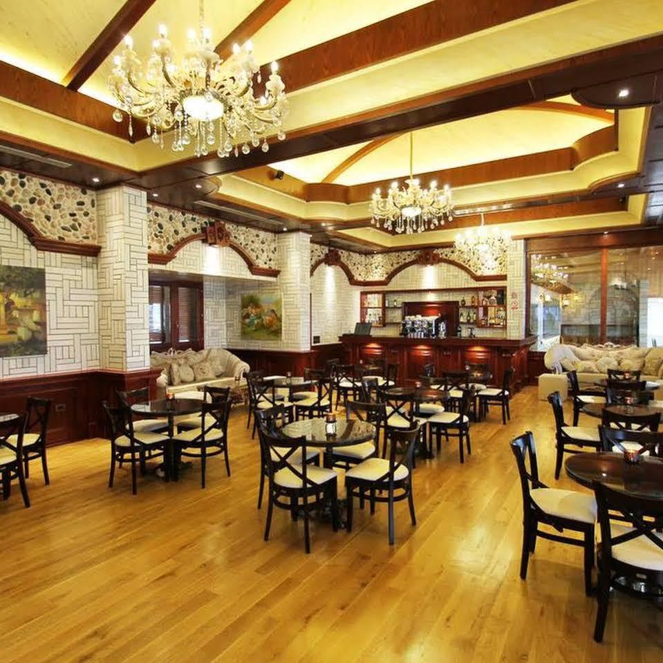 Vlorë Hotel Vd Roleks מראה חיצוני תמונה